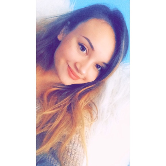 Meet your Posher, Jessica - Picture 8 of 8